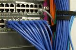 خدمات شبکه نصب و راه اندازي شبكه-pic1