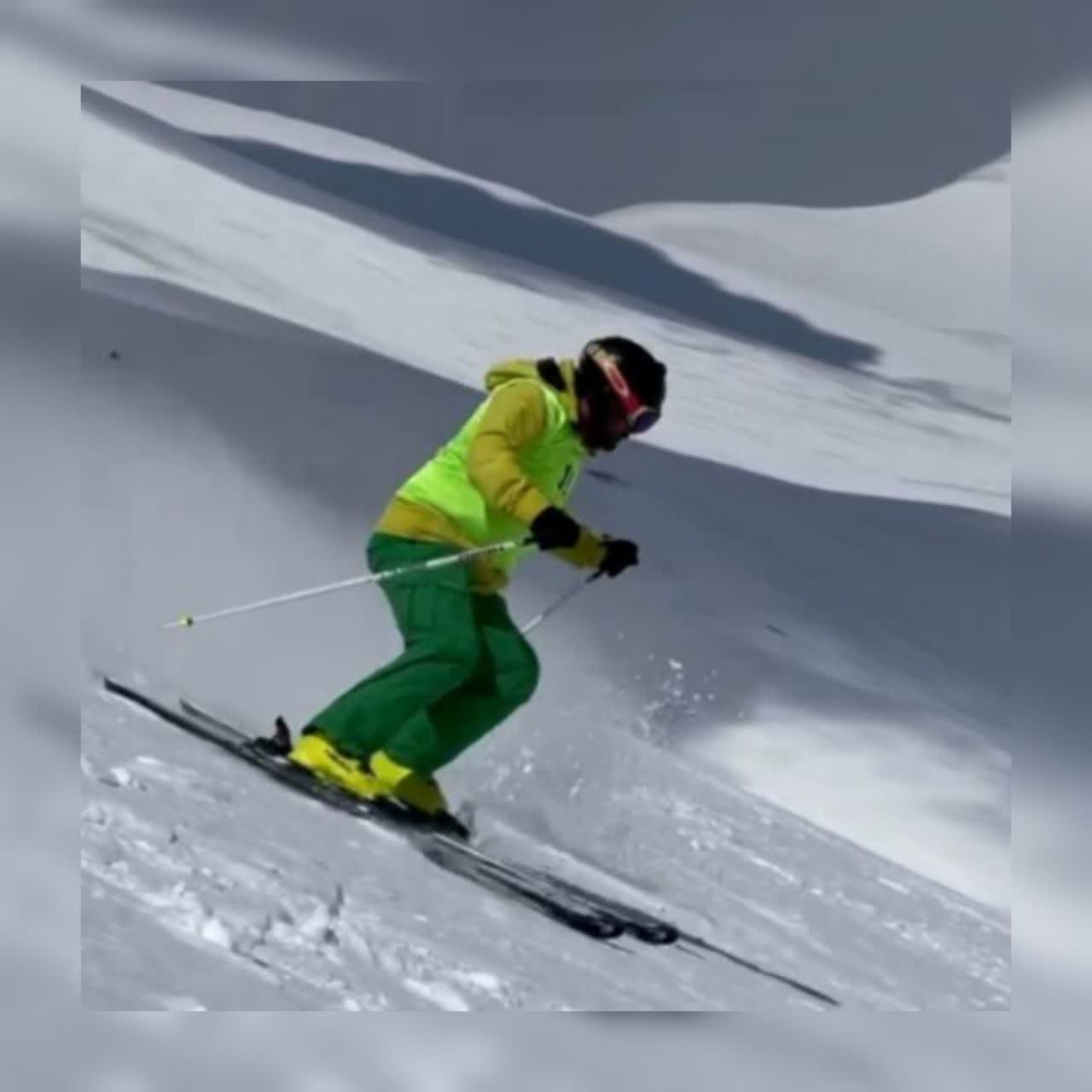 مربی اسکی آلپاین ⛷️،آموزش اسکی آلپاین-pic1