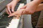 تدریس پیانو از ابتدا تا سطح حرفه ای