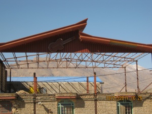اجرای سقف شیبدار-پوشش سوله-شیروانی-تعمیر-pic1